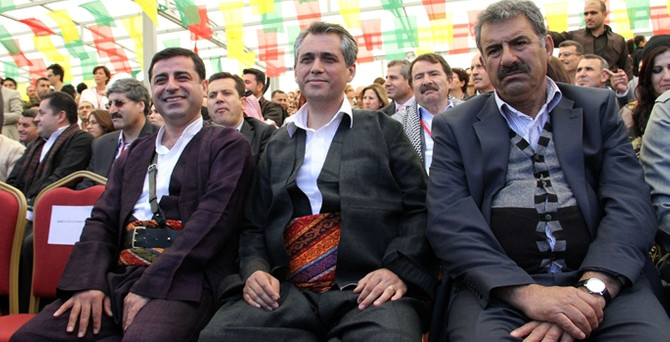 Nevruz kutlamalarında Öcalan'ın mektubu okundu