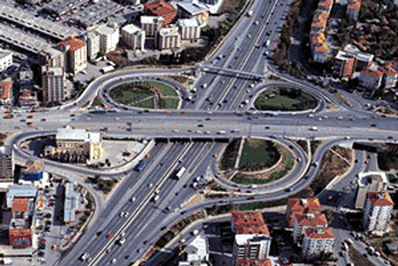 İstanbul'da kavşaklar elden geçirilecek