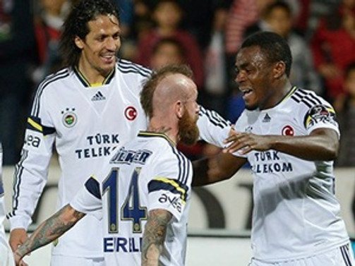 Fenerbahçe liderliğini sürdürdü