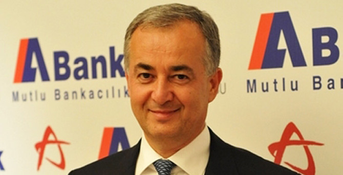 Abank ile yollarını ayırıyor!