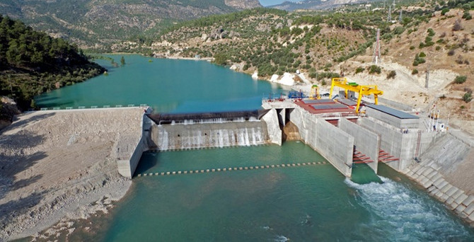 Elektrikte iki ayda 41 santral devreye alındı