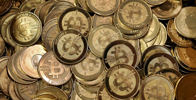Borsası iflas etti ama Bitcoin'den 'yıkılmadım ayaktayım' mesajı geldi
