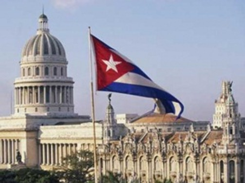 Küba'dan yabancılara vergi indirimi