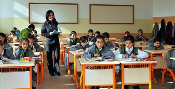 Eğitime seçim molası