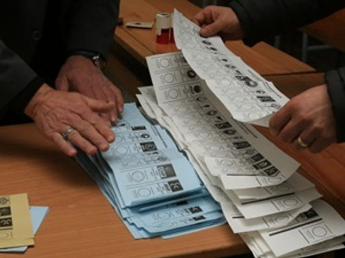 Adana'da geçersiz oylara yeniden bakılacak