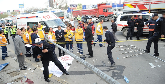 Ankara'da feci kaza: En az 3 ölü çok sayıda yaralı var