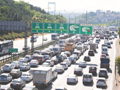 Köprü ve otoyol geliri 571 milyonu aştı