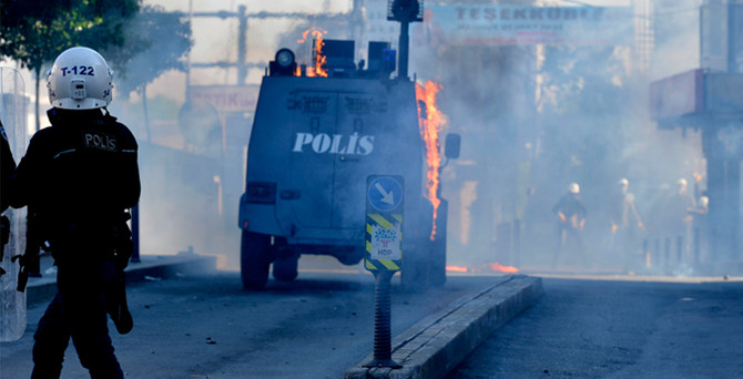 İstanbul ve Ankara'da göstericilere müdahale