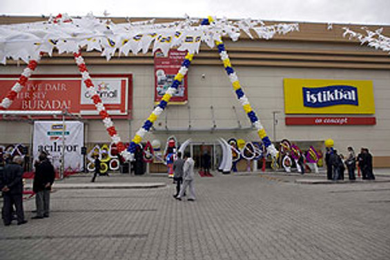 Istikbal Ve Bellona Kayseri De Yeni Magazalarini Acti Gundem Haberleri