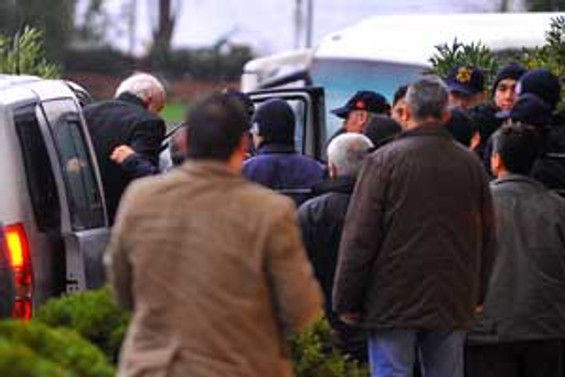 Balyoz iddianamesi postada