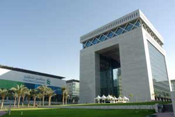 İngiliz Standard Chartered kar etti