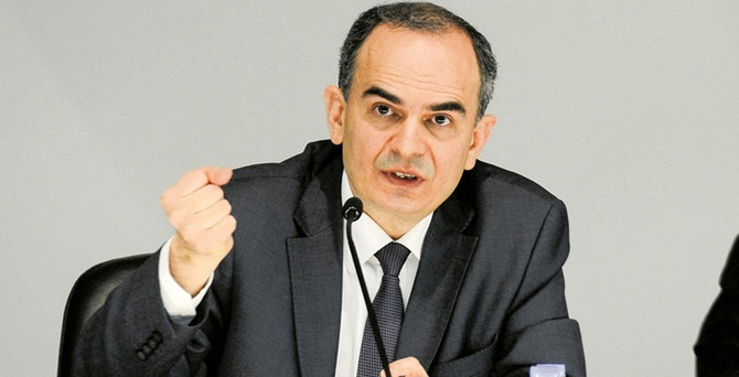 Merkez faiz indirdi