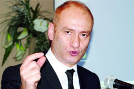 Karadere, uzman kadroların önemine vurgu yaptı