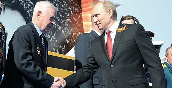 Putin'den Kırım'a ilk ziyaret