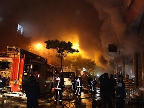 Fas'ta alışveriş merkezinde yangın