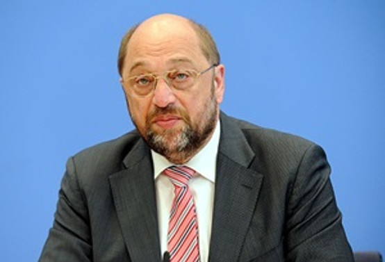 Schulz yeniden AP başkanlığına seçildi