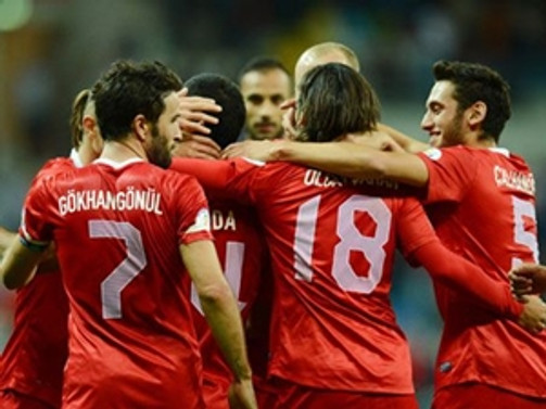 Futbolda milli mesai başlıyor