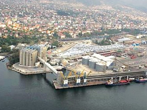 Özelleştirme karşıtı işçiler açlık grevine başladı