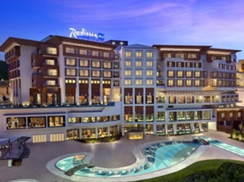 Radisson Blu Hotel & Spa açıldı