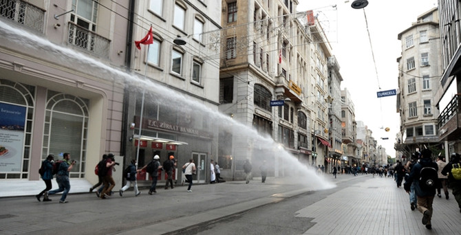 Gezi’nin yıldönümünde müdahale sürdü