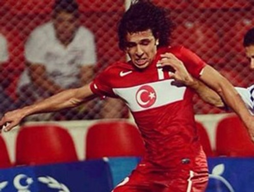 Milli futbolcudan kötü haber!