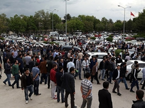 Atatürk Üniversitesi'nde gerginlik