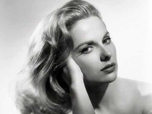 Amerikalı oyuncu Martha Hyer öldü