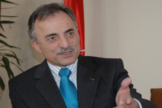 ”Aday olma yolunda hazırlıklarımı tamamlıyorum”