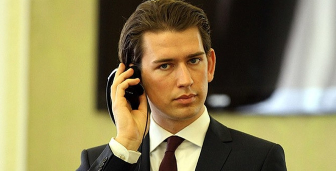 Kurz'un internet sitesi çökertildi