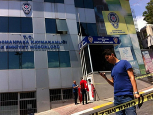Türk bayrağını indiren zanlı intihar etti