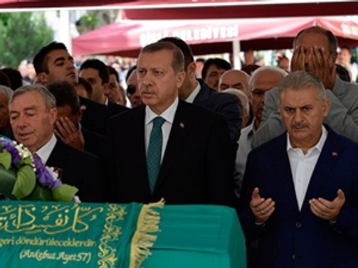 Başbakan Erdoğan, İnci'nin cenaze törenine katıldı