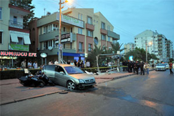 Bayramda yollar yine kana bulandı