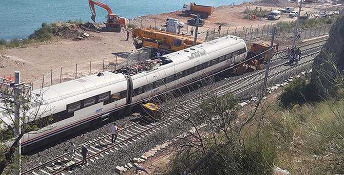 'Yüksek Hız'da kaza