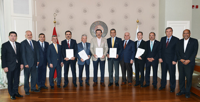 İş dünyası eğitim için elele verdi