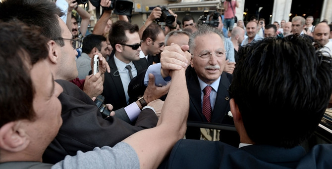 'Ben anayasanın bekçisiyim'