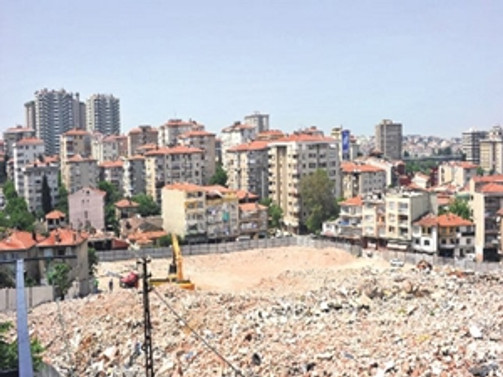 Fikirtepe'de kamulaştırma devam ediyor