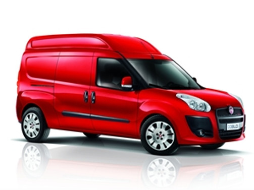 Fiat Doblo Cargo ve Fiorino, İngiltere'de iki ödül kazandı
