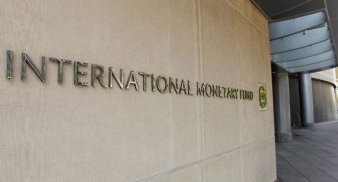 IMF küresel büyüme beklentisini düşürdü