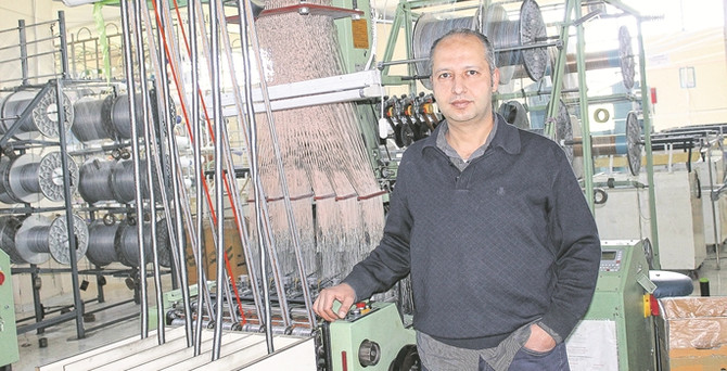 Silikondan pantolon şeridi üretti, şimdi dünyaya açılıyor