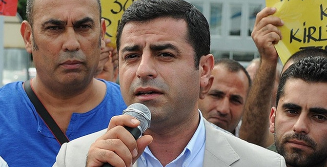 Demirtaş: Silahlanmış talimat bekliyorlar