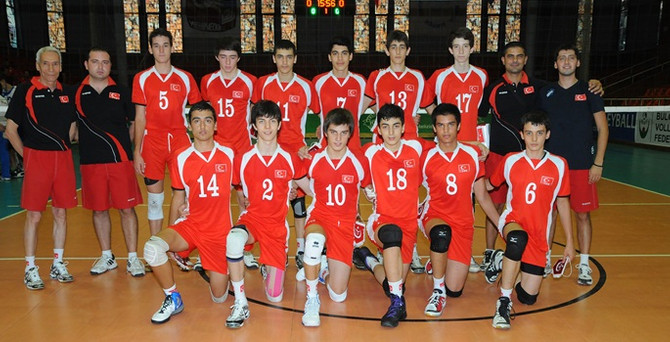 Voleybolda Küçük Erkekler Balkan Şampiyonu oldu
