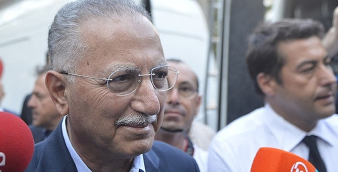 'Başbakanı tebrik ederim'