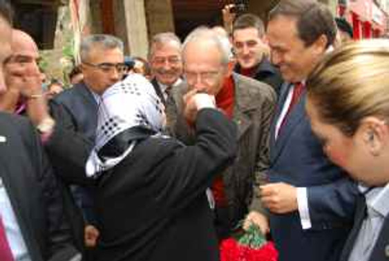 Kılıçdaroğlu oy kullanamadı