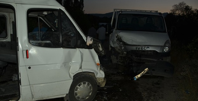 Trafik kazaları hız kesmedi