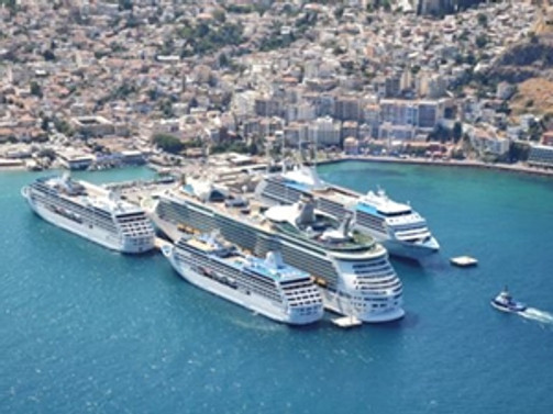 Kuşadası'nda turist bereketi