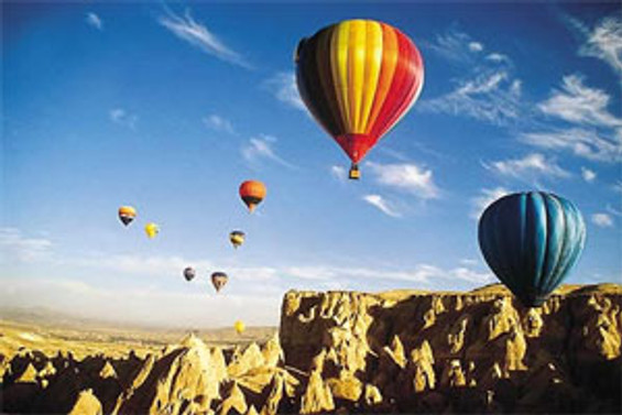 Kapadokya'da balon turlarına ilgi artıyor