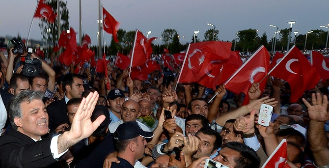 Gül, İstanbul'a geldi