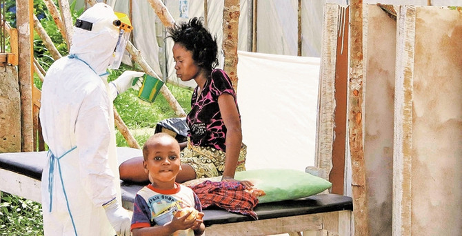 Afrika'da 1 haftada 700 Ebola vakası