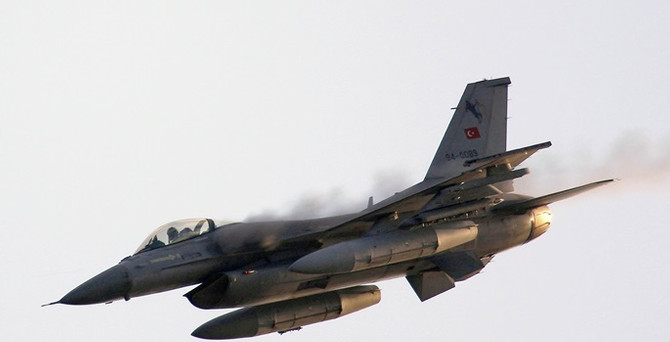 Suriye, Türk F-16'larını taciz etti