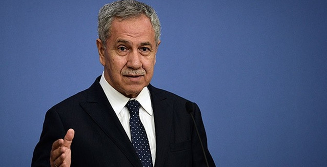 Bülent Arınç 'İstifa etti' iddialarını yalanlamadı
